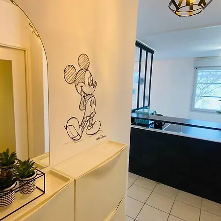 Mickey's House Disneyland Paris Apartment